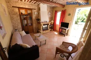mas attached to another building with private pool 4 people in carpentras, at the foot of the ventoux in provence. - Image 3