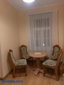 Pils ielas apartamenti - Image 3