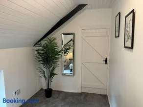7 Person home With HOT TUB - Image 2