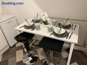 Superb Lime Guest House - Image 3