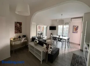 Appartamento panoramico vicino a fiere e stadio - Image 2