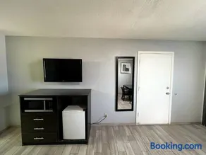 Budget Inn Motel - Image 4