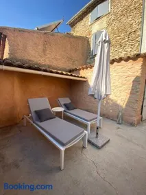 La Maison Jaune, une expérience inoubliable - Image 1