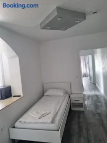 Unilux Residence - Image 3