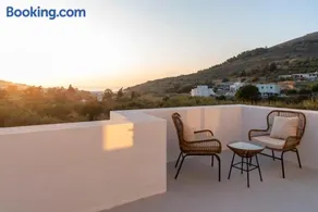 PAROS ELITAS VILLAS - Image 1