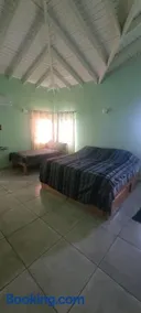 Hillcrest Haven - Image 2