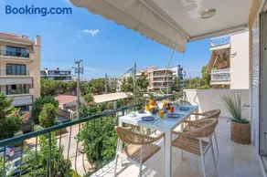 Luxurious 2-bedroom apartment in Voula by South42 - Image 2