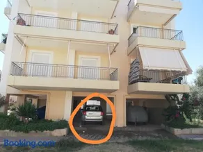 Efi Apartment - Image 5