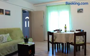 Apartment Ljubica Kaštel Gomilica - Image 2