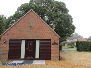 Matilda's wee Hutte - Image 1