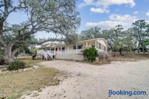 Canyon Lake-sweet Retreat - Image 1