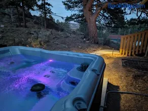 Hot Tub! Pets Ok! Perfect Estes Park Getaway, Walk to Town 3 Kings!#3337 - Image 5