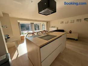 Modern Flat With Garden - Image 1
