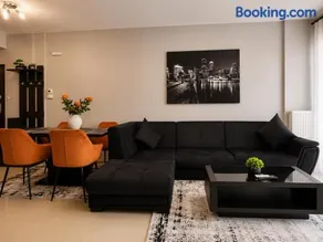 Lirtzis Luxury Apartments - Image 2