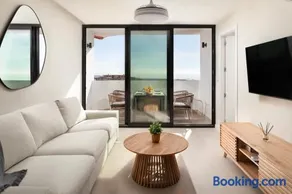 Top Floor Sea View & Terrace in Malaga! - Image 1