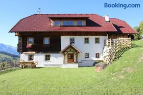 Lerchnerhof - Image 1