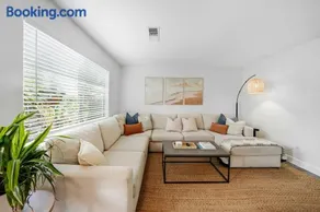 Leucadia's Beach House w Game Room - Image 1
