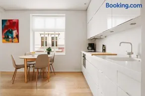 DINBNB Apartment l 200m to Torgallmenningen l High-End Bergen Stay l Steps from Center - Image 3