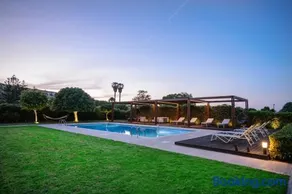 BlueGreen Villa - Image 1