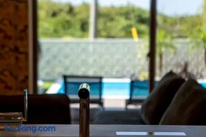 Comlien Villa Resort - Image 3