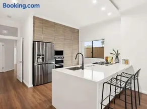 Luxury House Sydeny-shared accommodation - Image 4