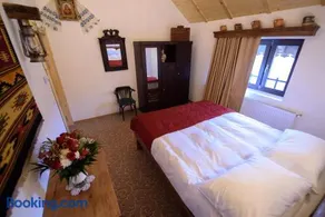 Satul Banului Guesthouse - Image 2