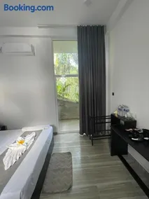 Sinharaja Eliphinity Hotel and Restaurant - Image 2