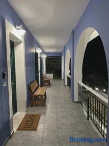 Assos BLUE house - Image 4