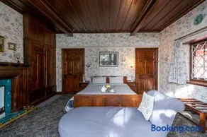 Northwood Cottage by VEO - 3BR Vinatge Interiors 120 years old Heritage Villa with inhouse cook - Image 4