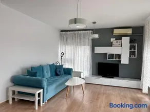 Sunrise Apartment - Image 2