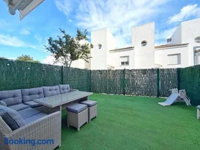 DOMuum Holidays - LAS CUMBRES Family Home - Image 4
