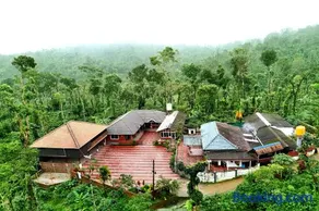 Coffee Crown Homestay - 1km to Falls, Estate, Home Food - Image 1