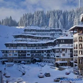 Grand Monastery Violet Apartment With One Bedroom And A Terrace - Image 2