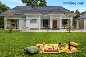 Le Jardin Luxury Private Pool Villa near Kochi, Kerala - Image 3