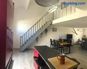 Gîte LE BOIS FLOTTE spacieux 120 m2 6 personnes Lagorce vallon pont d arc Ardèche - Image 1