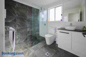 Alpine Studio - Image 2