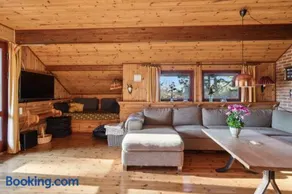 Relaxing Holiday Oasis Near Beach And Nature - Image 5
