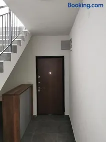 GOPO Guesthouse Elshani - Image 2