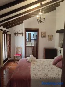 Casa Cuesta Gato - Image 1