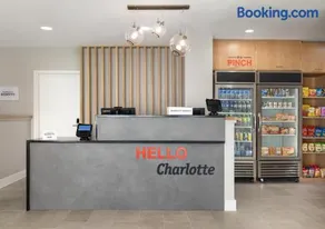 TownePlace Suites by Marriott Charlotte LoSo Airport - Image 3