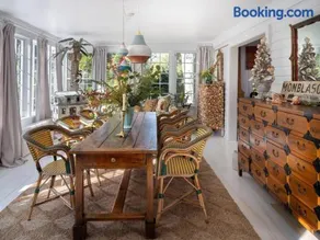 Willow Vale - Stunningly Designed Historical Icon with Hot Tub - Image 3