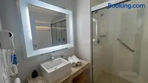 Suíte Luxo com Piscina e Academia Stay Santos - Image 3