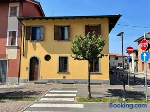 LE CASE DI AZZANO VICINO ALL'AEROPORTO DI ALICE E GIORGIA - Image 3