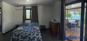 Parea Lodge Huahine Bungalow 1#MAHANA - Image 3