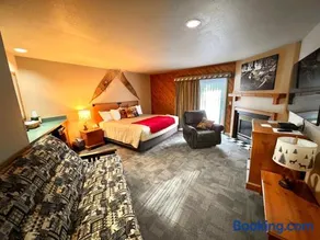 Whitetail Lodge - Image 4