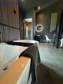 Luxury Loft - Image 2