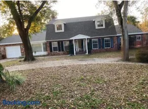 5 Bedrooms, 4 Bathrooms, Pool, Gym, Sleeps 16 Leesburg Retreat!!!! - Image 2