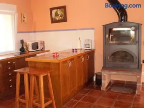 Los Olmos Holiday Home - Image 1
