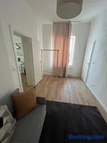 Schöne helle Wohnung - Image 5