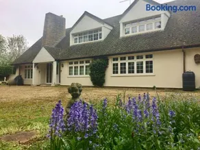 Thornleigh House - Image 2